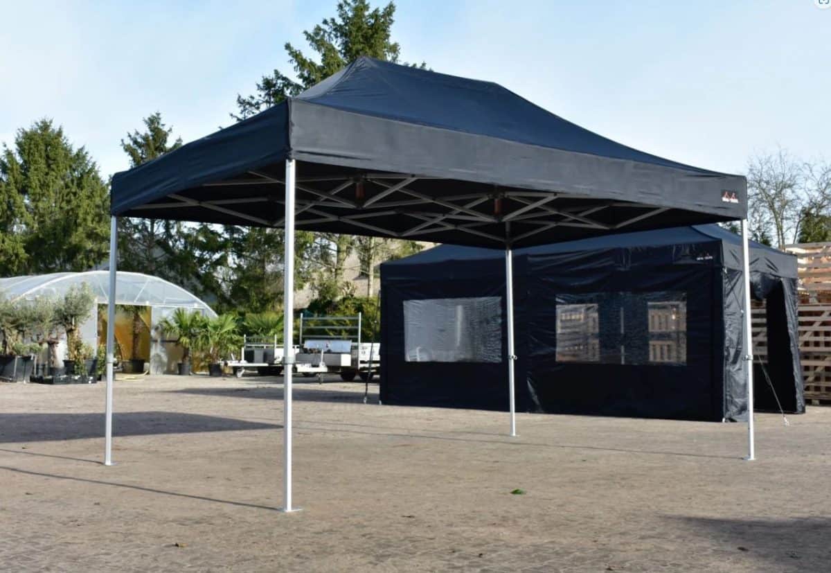 Easy up tent 3x4,5 meter