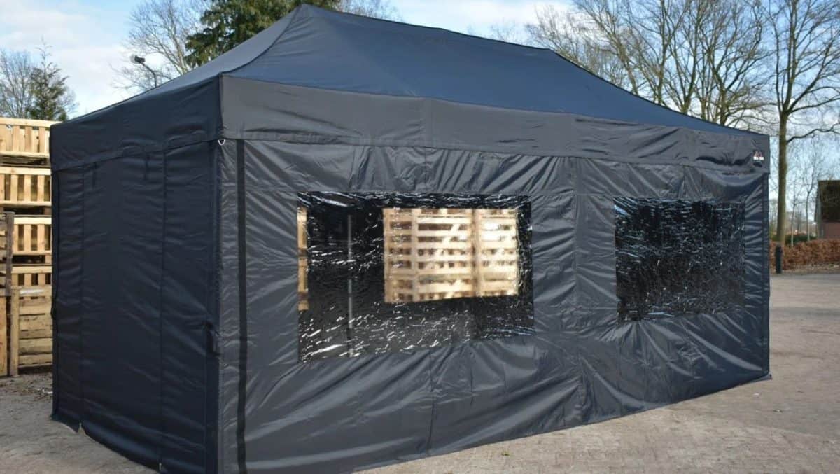 Easy up tent 3x6 meter